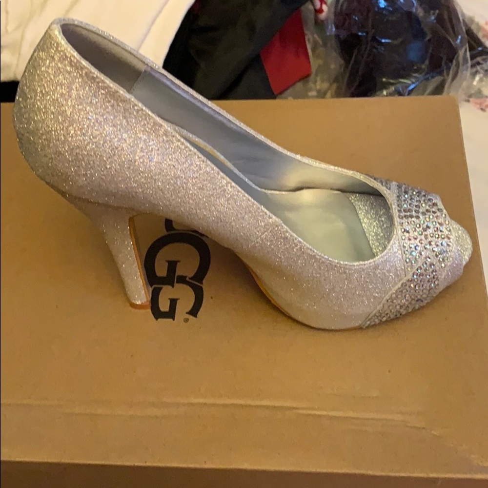 High heels - Picture 2 of 4